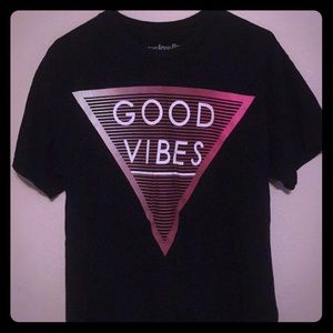 T-shirt good vibes